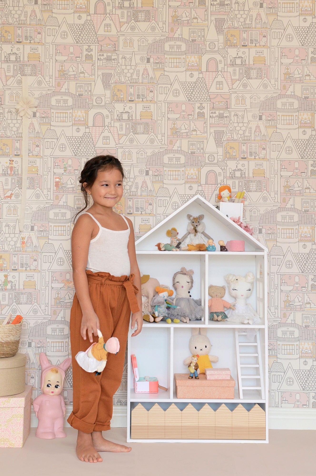 Dollhouse Soft Wool White Wallpaper - Majvillan