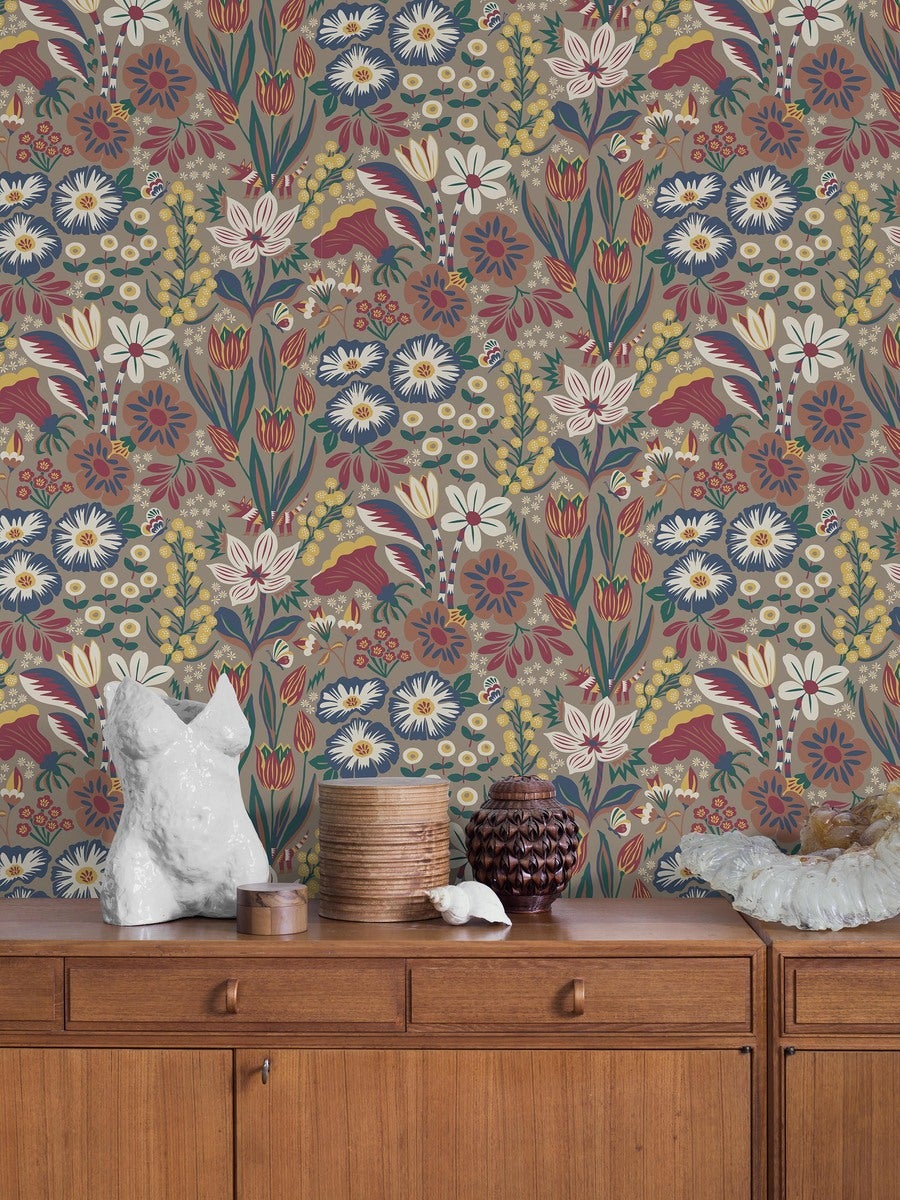 Hanna Werning Tradgarden Wallpaper - Multicolor - Borastapeter