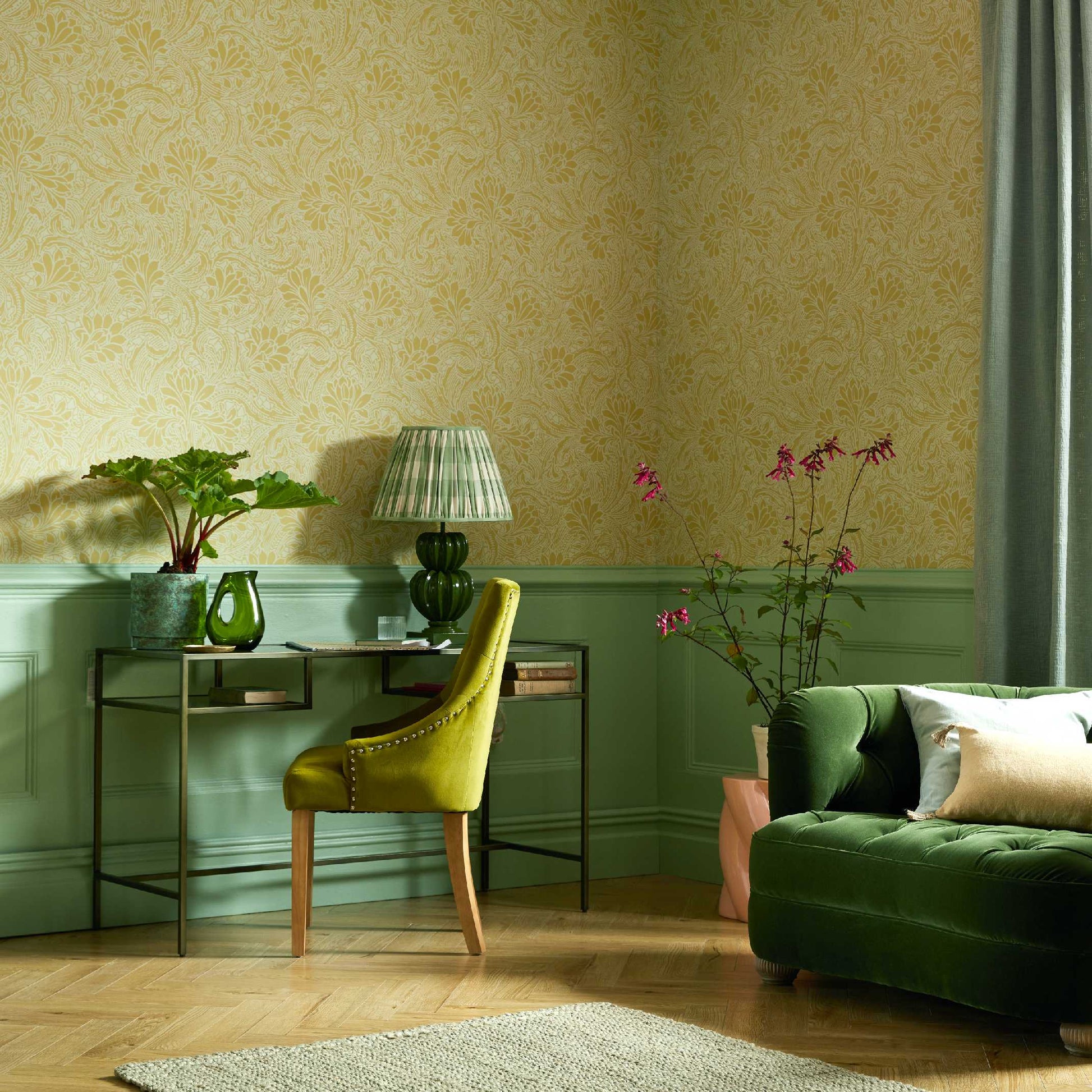 V&A Eden - Mellow Yellow Wallpaper - 1838 wallcoverings