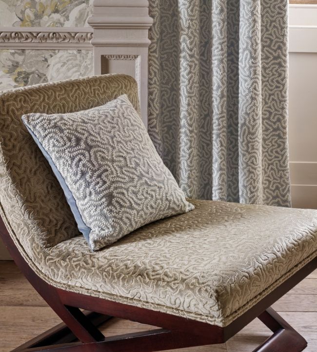 Maze Coral Fabric - Silver - Zoffany