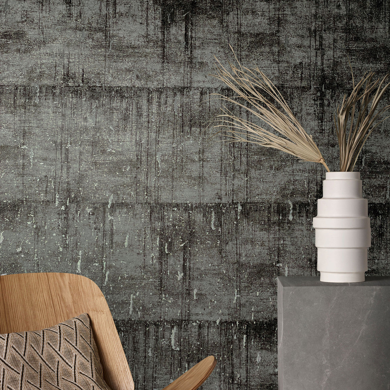 Aged Concrete Natural Opulence Black Wallpaper - Galerie
