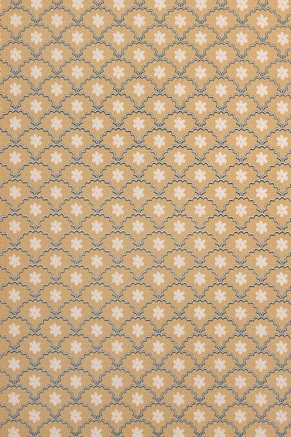 Daisy Scallops Wallpaper - Sand - Barneby Gates