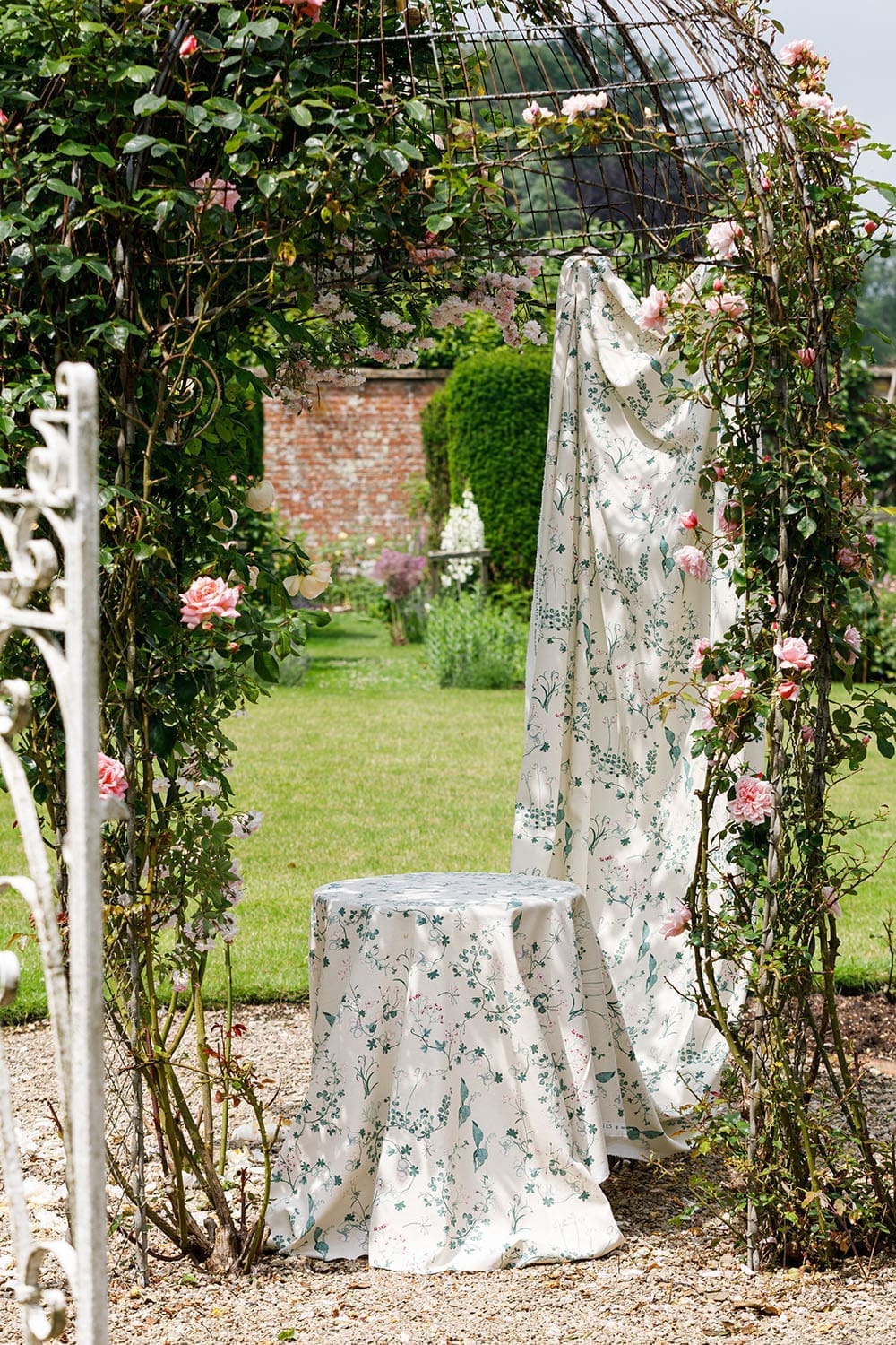 Botanica Fabric - Teal - Barneby Gates