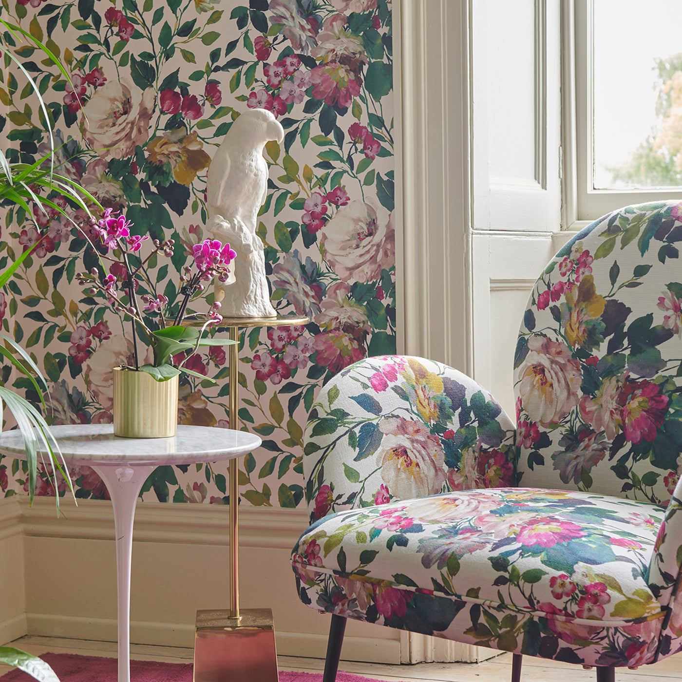 Bloom Wallpaper - Fuchsia - Clarke & Clarke