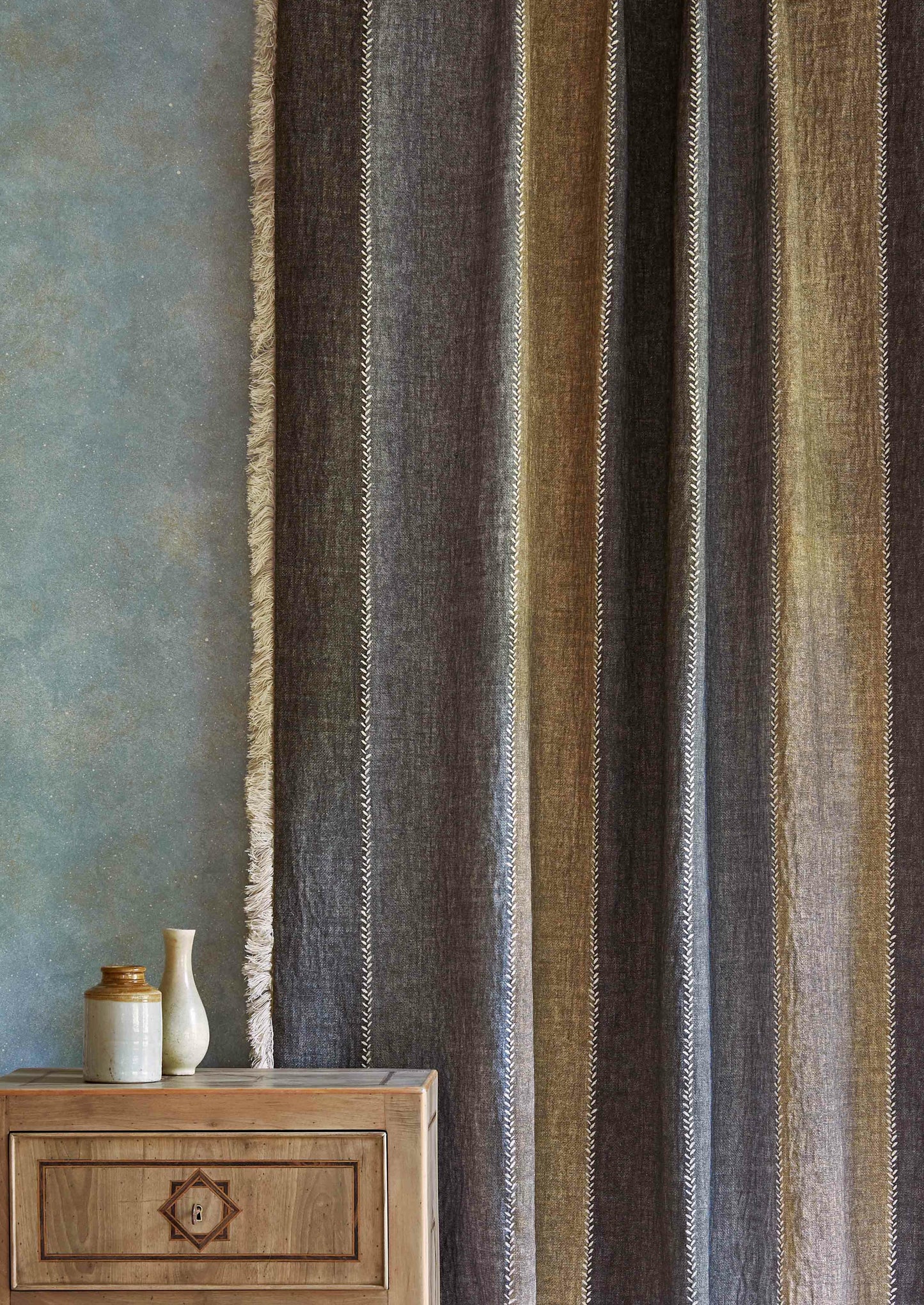 Caravan Savannah Fabric - Lewis & Wood