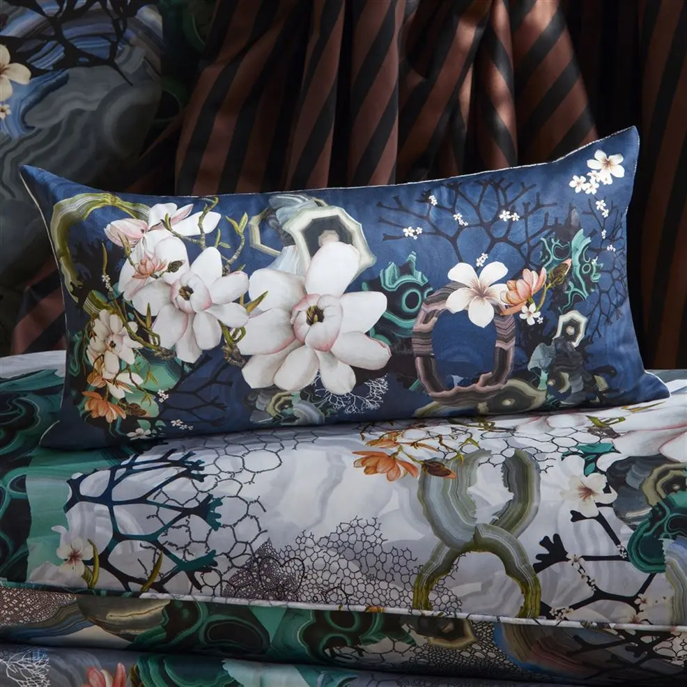 Algae Bloom Pearl Room Cushion