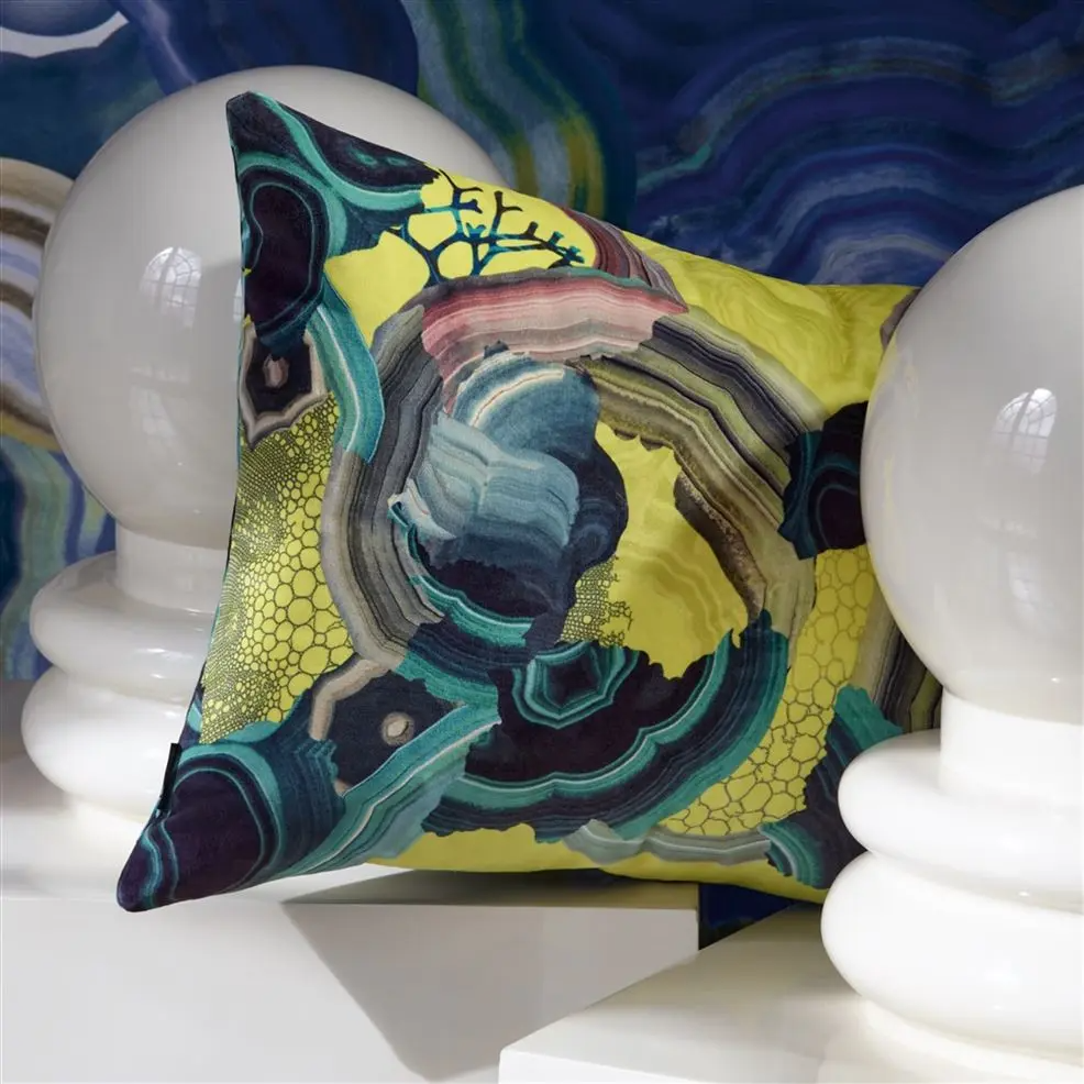 Precious Iris Room Cushion