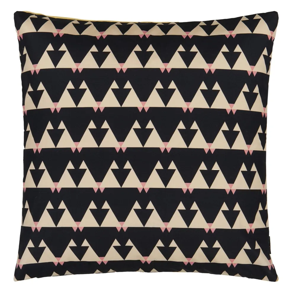 Le Jardin Feerique Multicolore Cushion