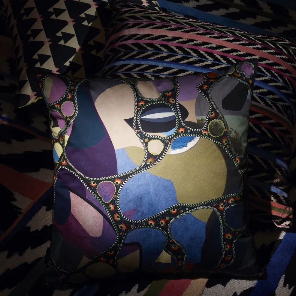 Gems Mix Agate Room Cushion