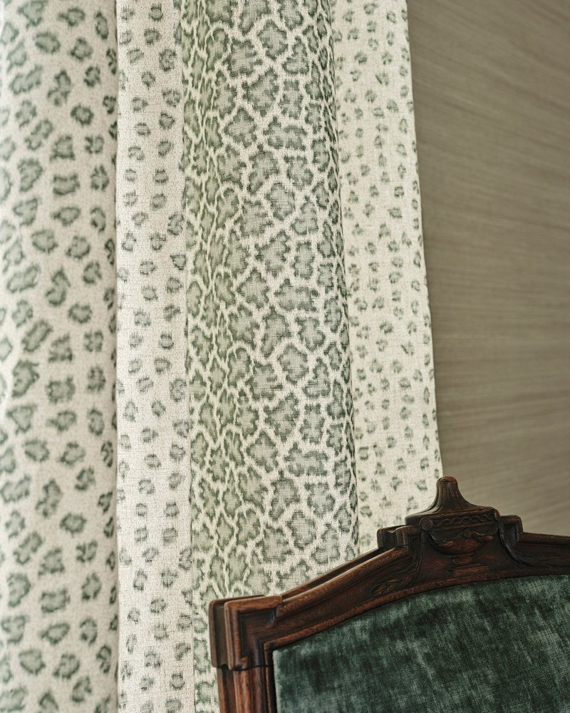 Livingstone Fabric - Green - Colefax and Fowler