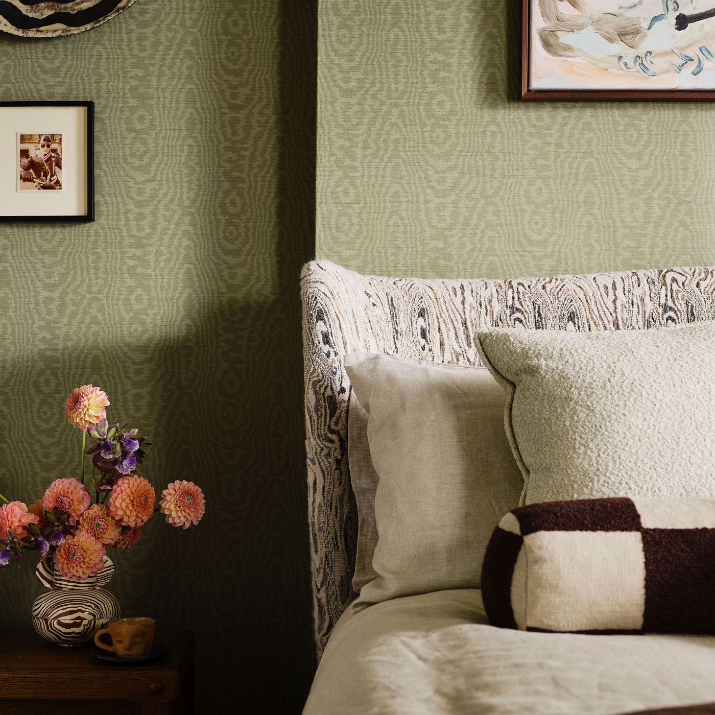 Elsworthy Wallpaper - Moss - Harlequin - Henry Holland
