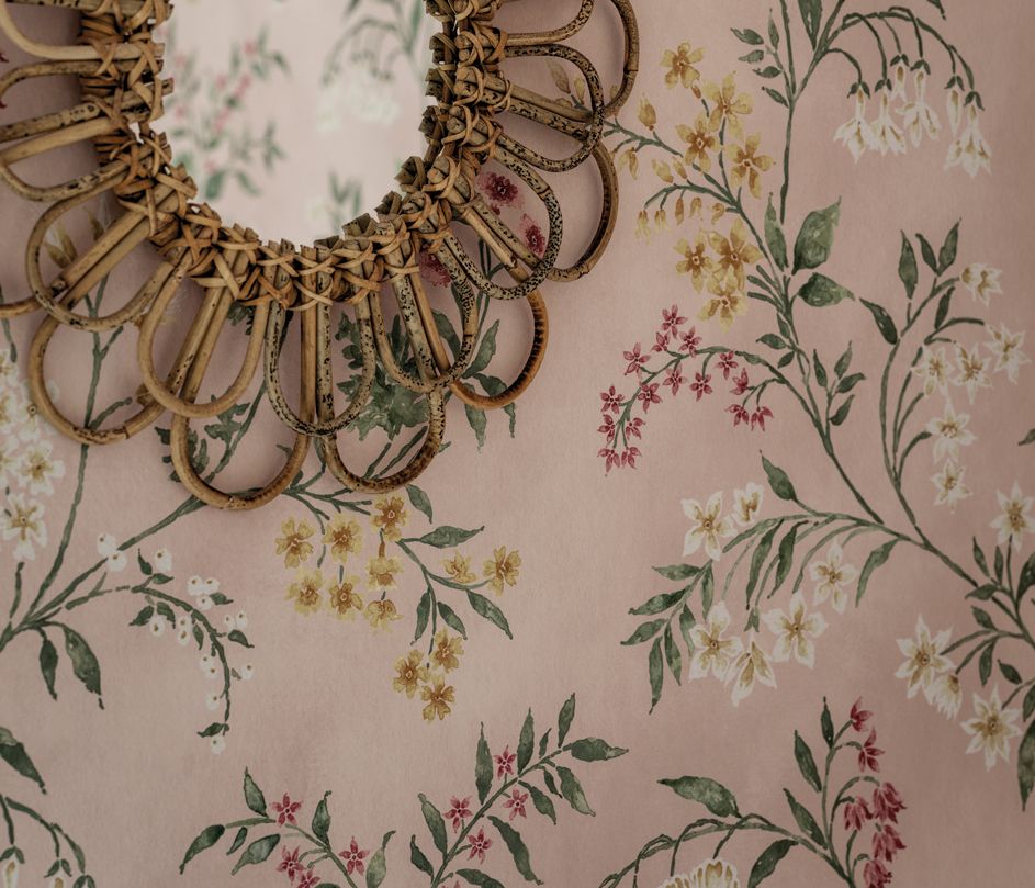 Almora Wallpaper	- Pink - Nina Campbell