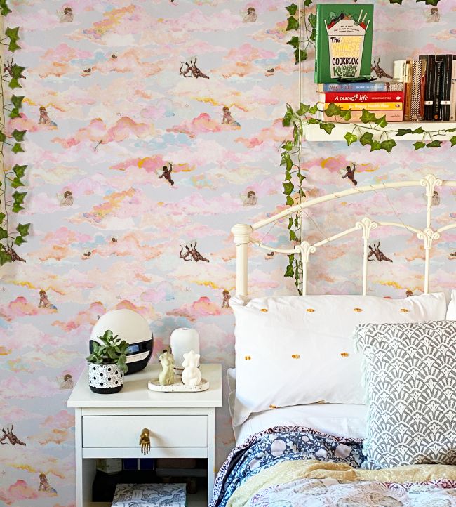 On Cloud 9 Room Wallpaper - Pink