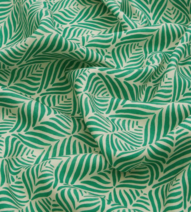 Quill in Landsdowne Linen Room Fabric - Green