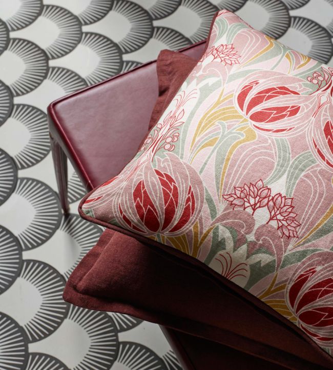 Katherine Nouveau in Emberton Linen Room Fabric - Pink