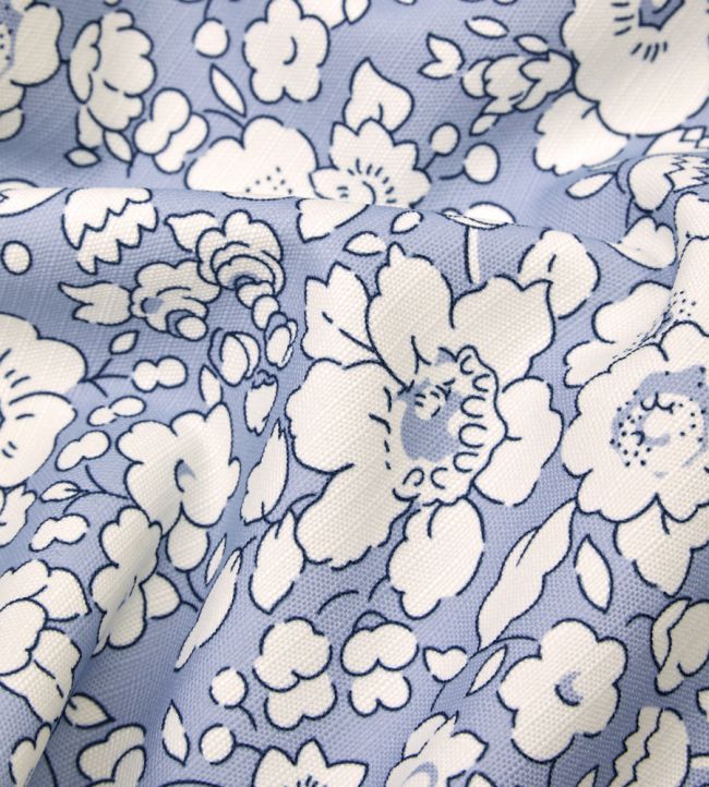 Betsy Bloom in Easton Room Fabric 3 - Blue