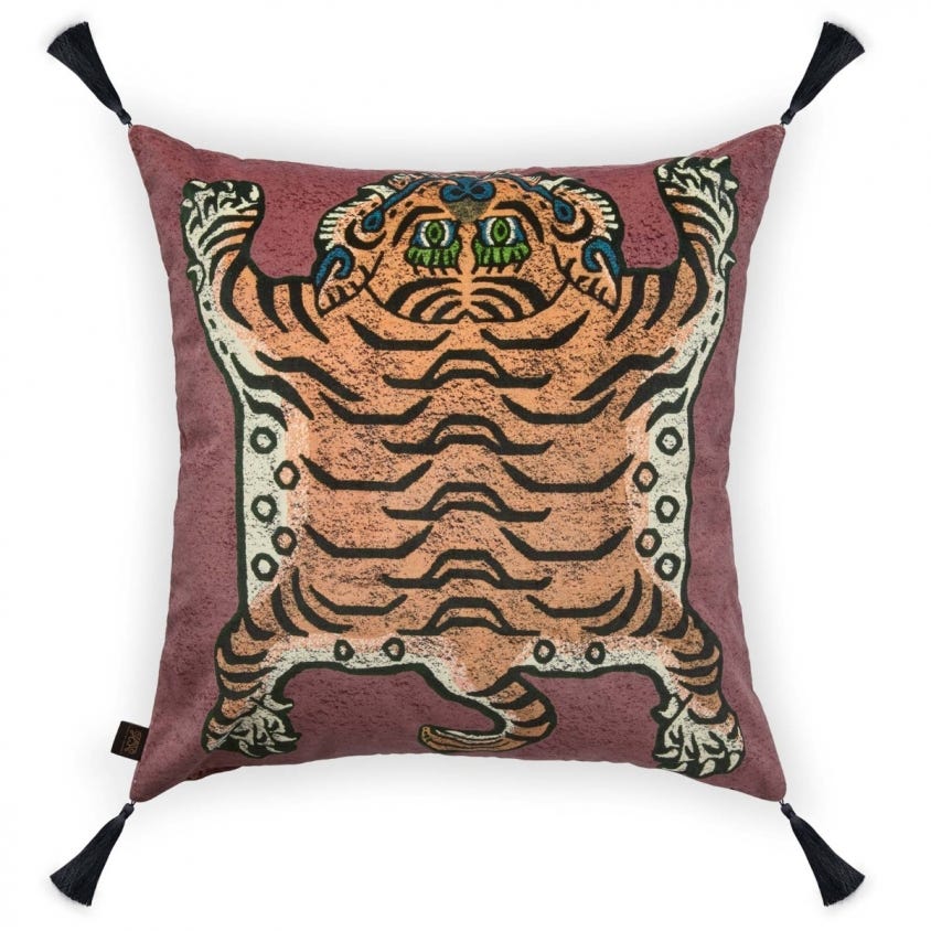 Large pink velvet cushion hotsell