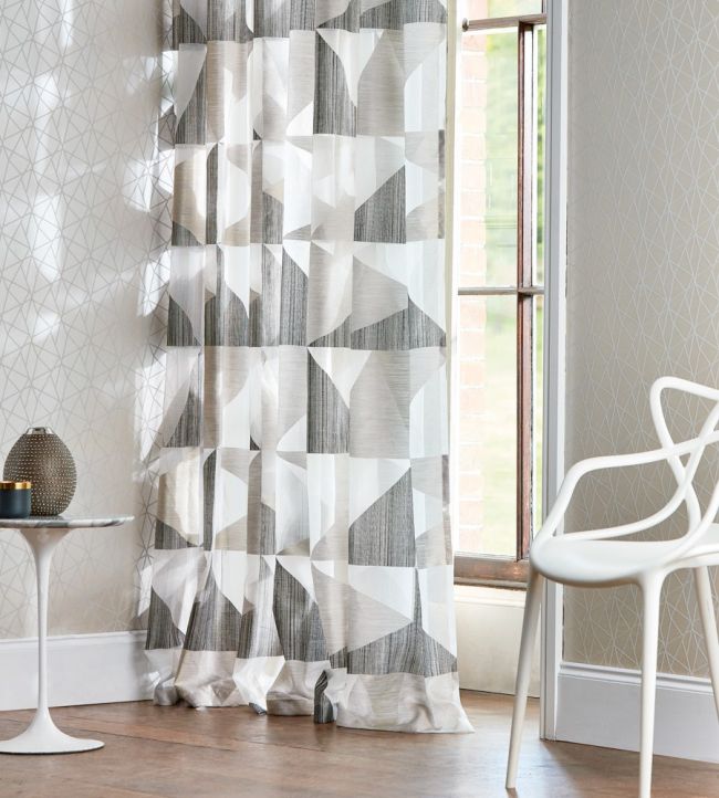 Zola Shimmer Room Wallpaper - Silver