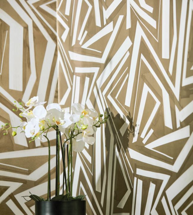 Transverse Room Wallpaper - Brown