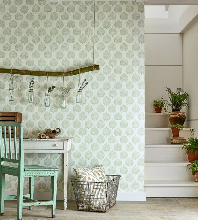 Lyme Leaf Room Wallpaper - Gray