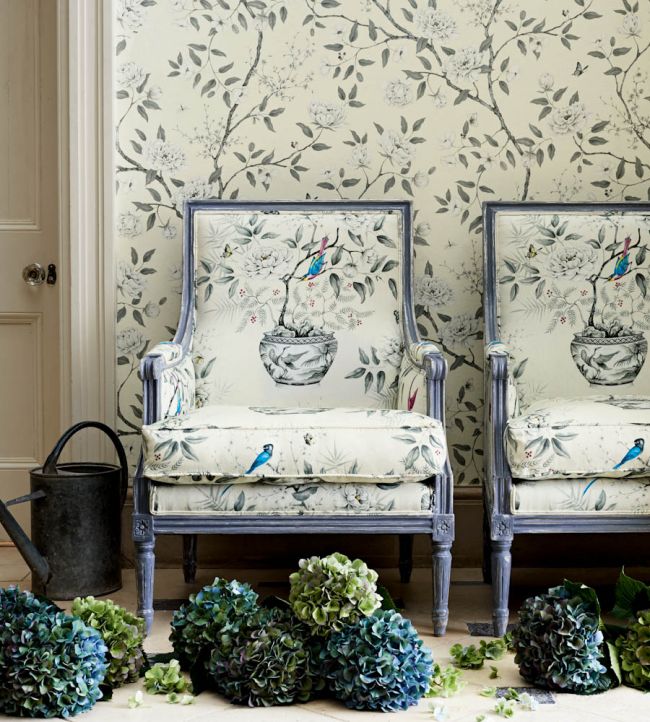 Romeys Garden Wallpaper - Green - Zoffany