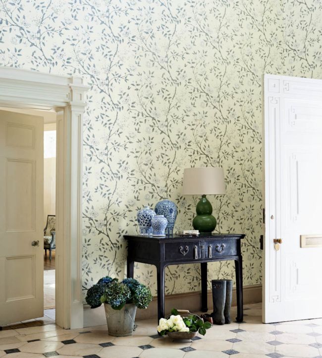 Romeys Garden Wallpaper - Green - Zoffany