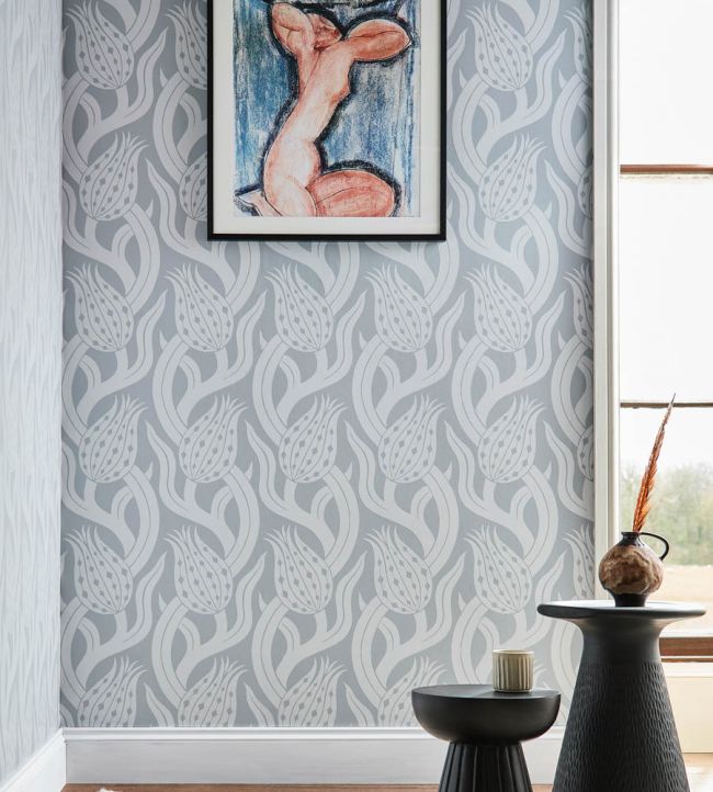 Persian Tulip Wallpaper - Silver - Zoffany