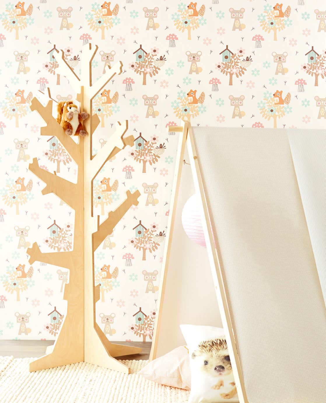 Tout Petit Nursey Room Wallpaper - White