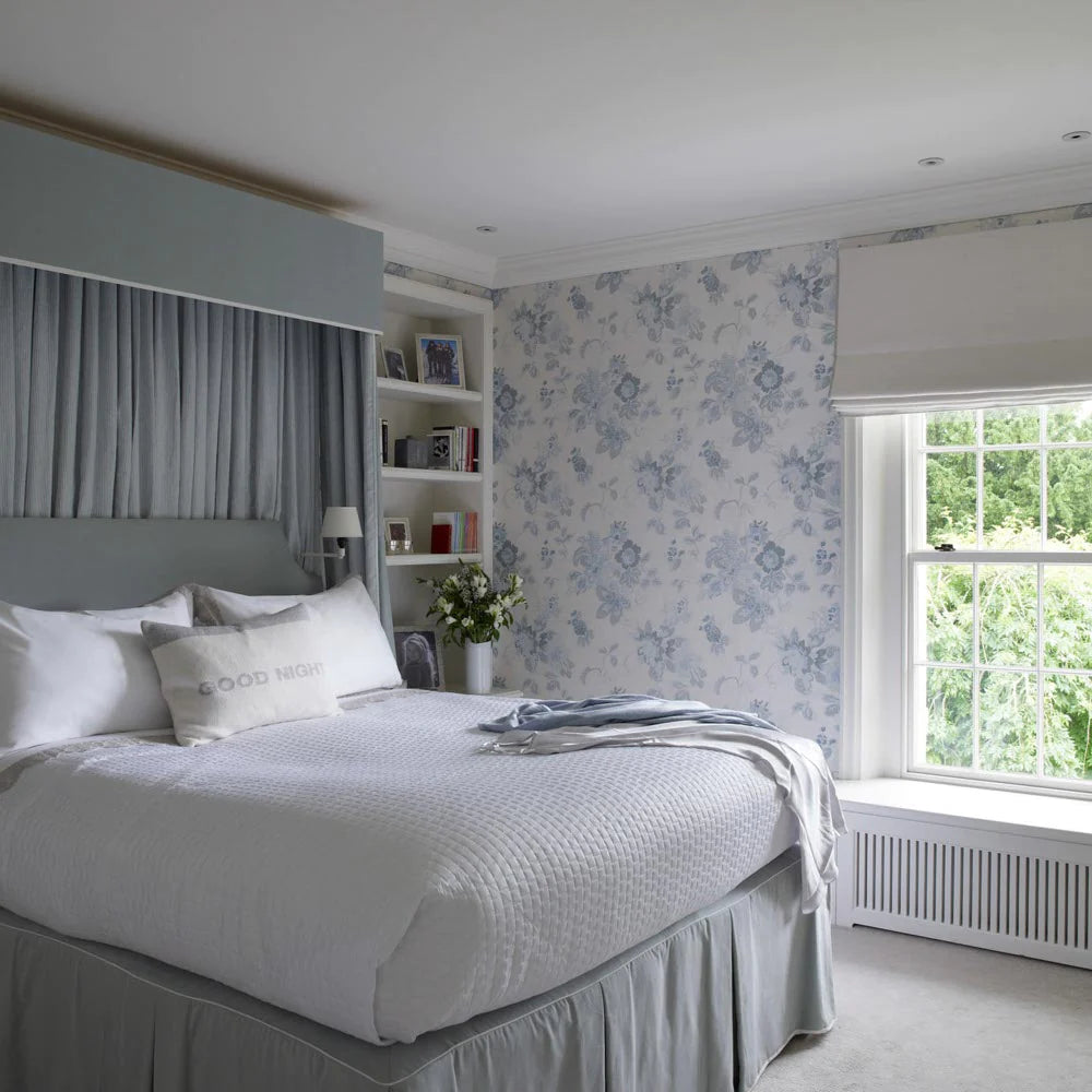 PARNHAM Blue / White Room Wallpaper