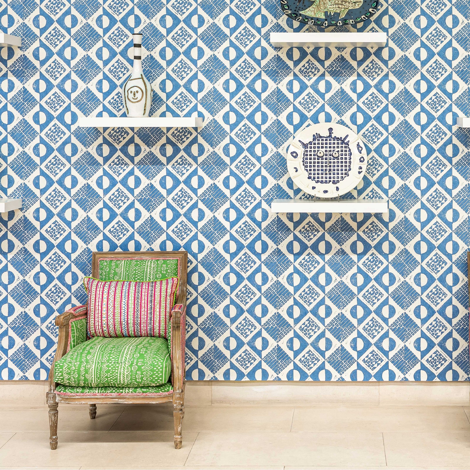 CIRCLES & SQUARES Azure Room Wallpaper