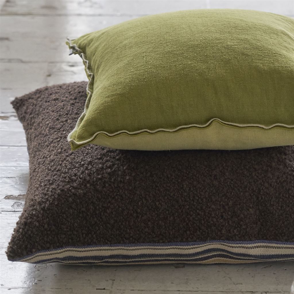 Brera Lino Room Linen Cushion 3 - Green