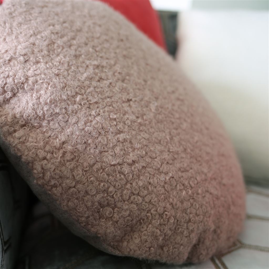 Baluchi Boucle Room Cushion 5 - Pink