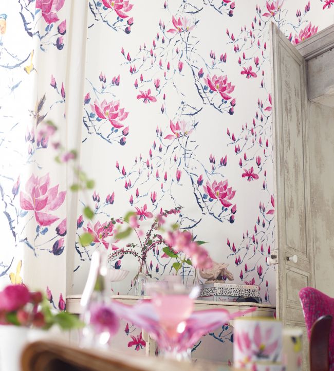 Madame Butterfly Room Wallpaper - Purple
