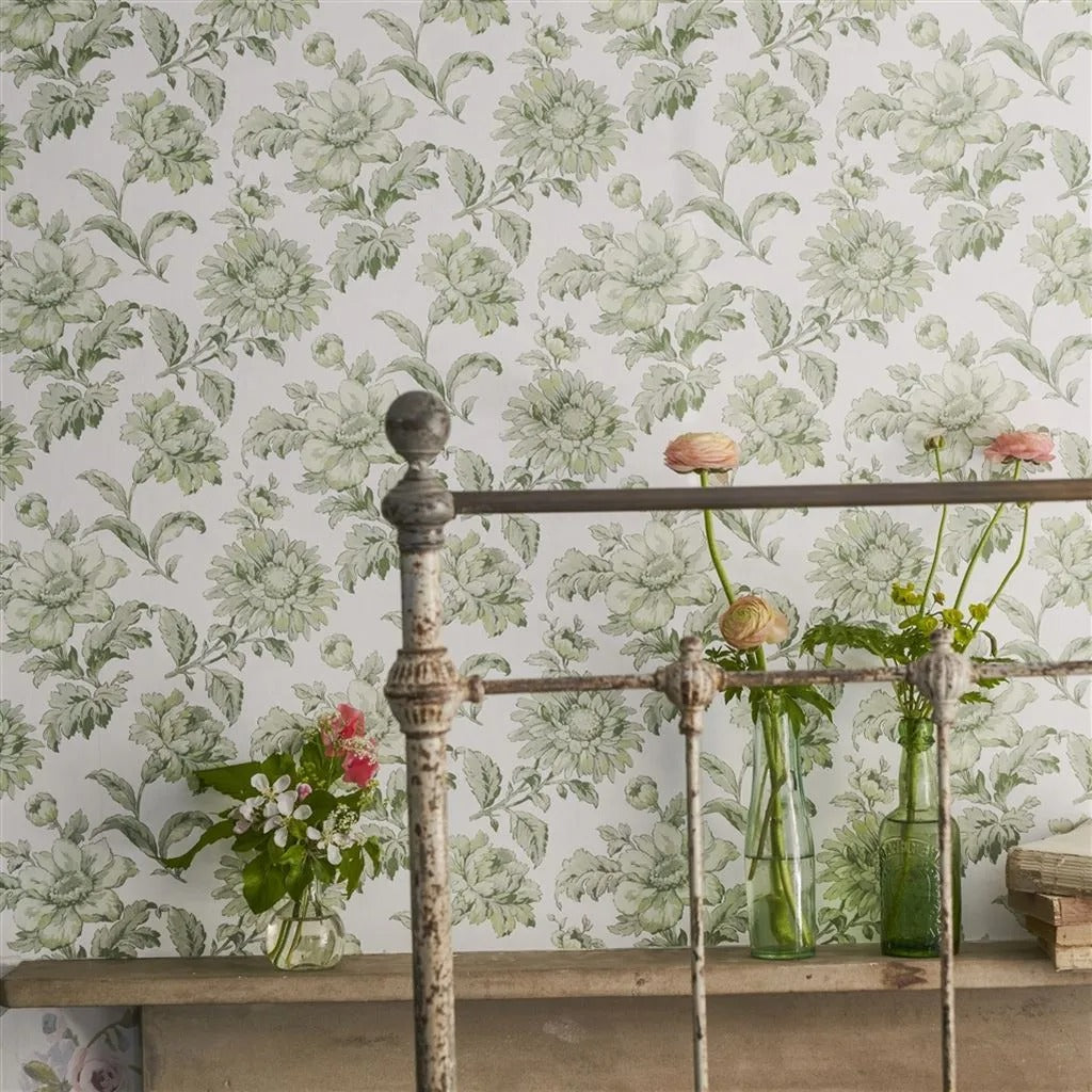 English Garden Floral Room Wallpaper - Green